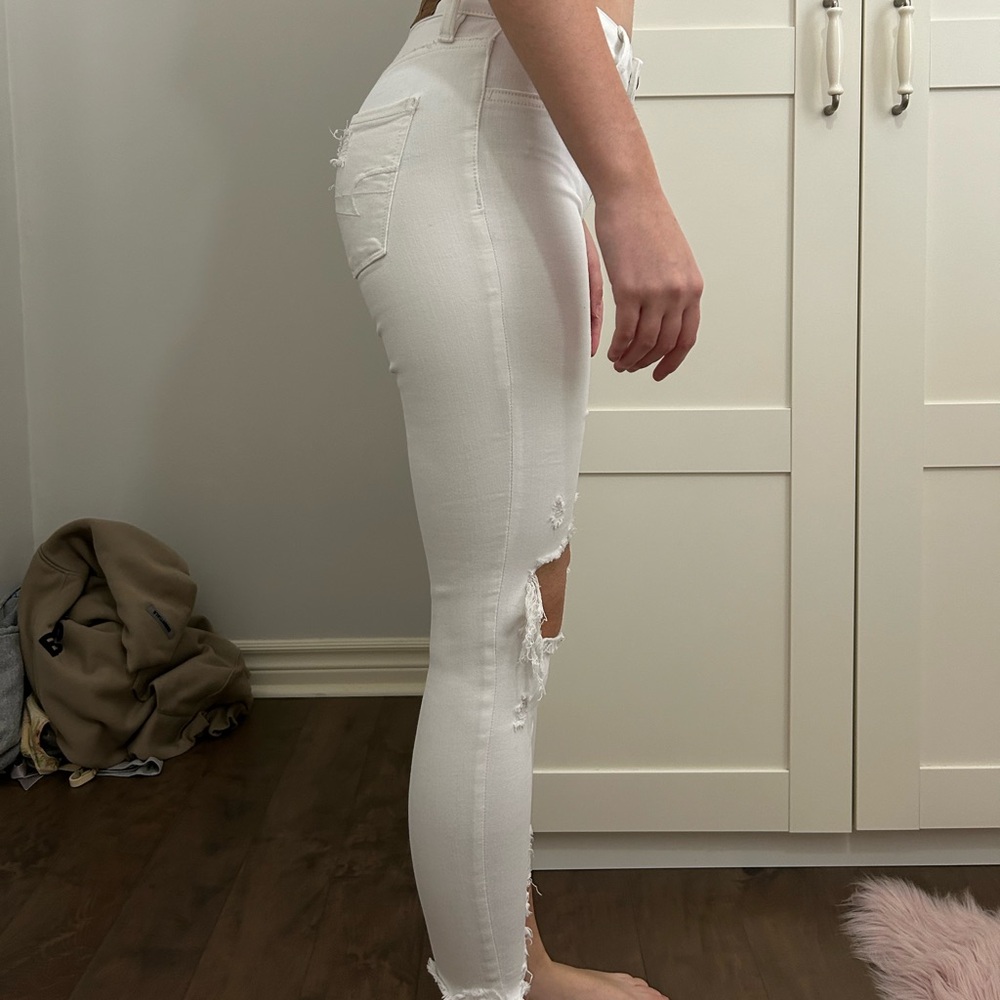 American Eagle next level stretch white jeans